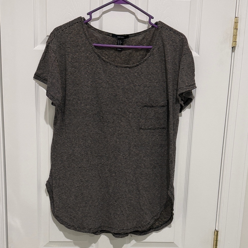 Forever 21 Black and White Striped Short Sleeve Top